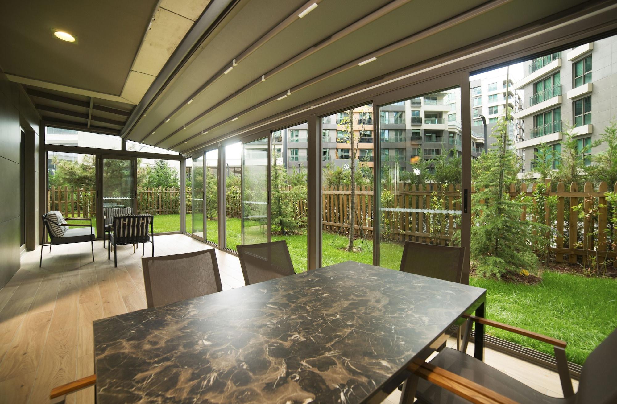 Radisson Residences Vadistanbul Exterior photo